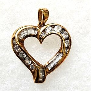 Elegant Gold over 925 Silver Heart Pendant with Crystals.